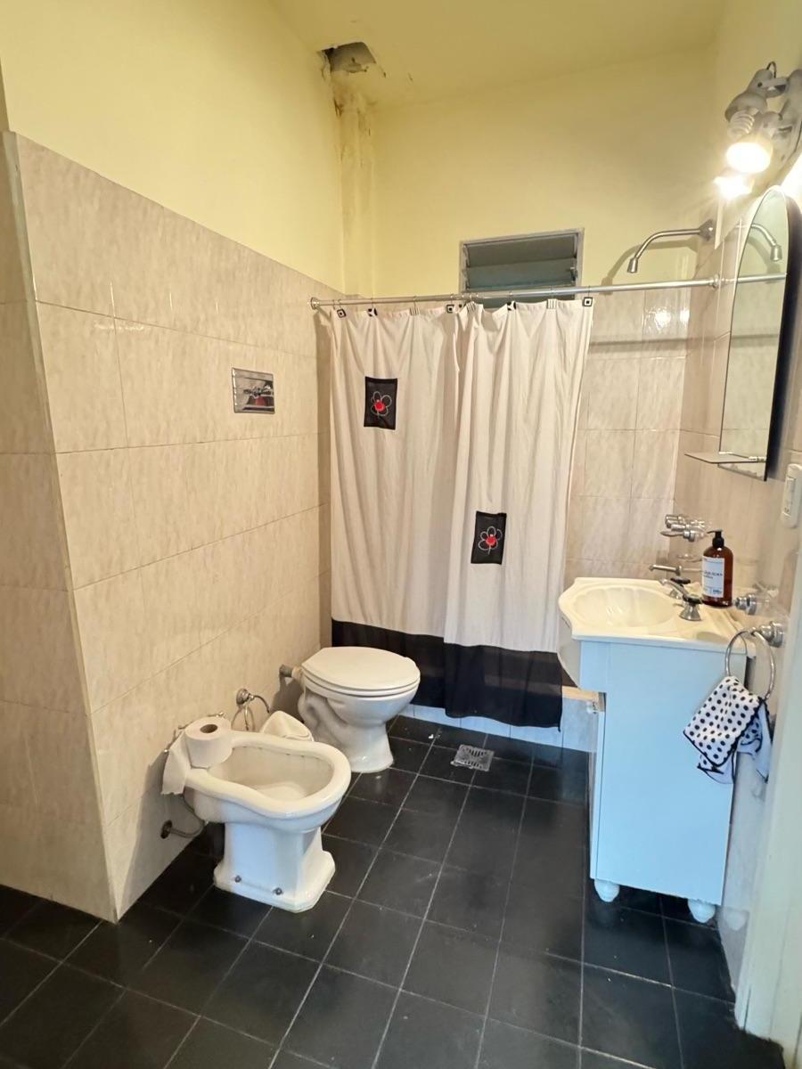 Vivienda Multiproposito en Venta en Lanús Oeste 3