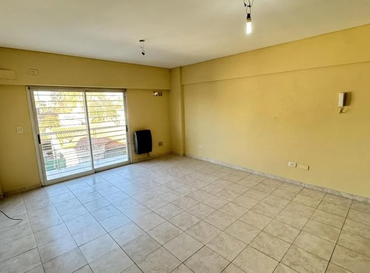 Departamento Monoambiente en alquiler en Lanús