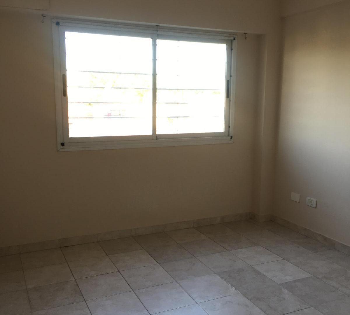 Foto de Departamento en alquiler en Remedios De Escalada, Lanús., imagen 3