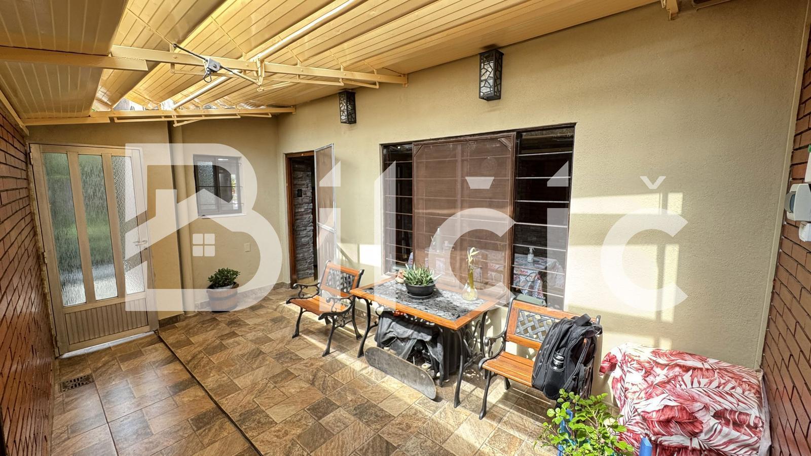 PH 3 amb. con fondo en Venta en Remedios De Escalada