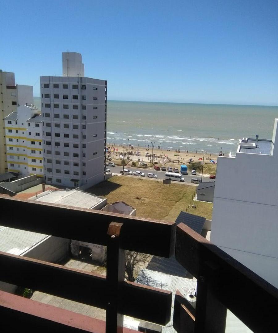 Foto de HERMOSO DEPTO 3 AMB. A METROS DE LA PLAYA, imagen 2
