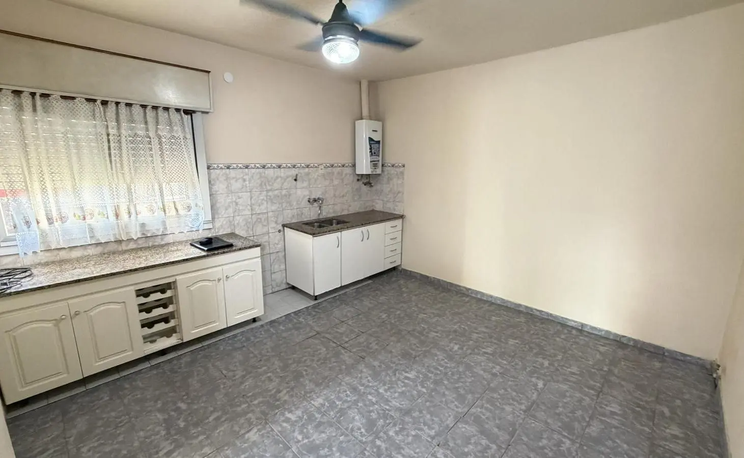 Departamento en alquiler de 3 amb en Lanus 5