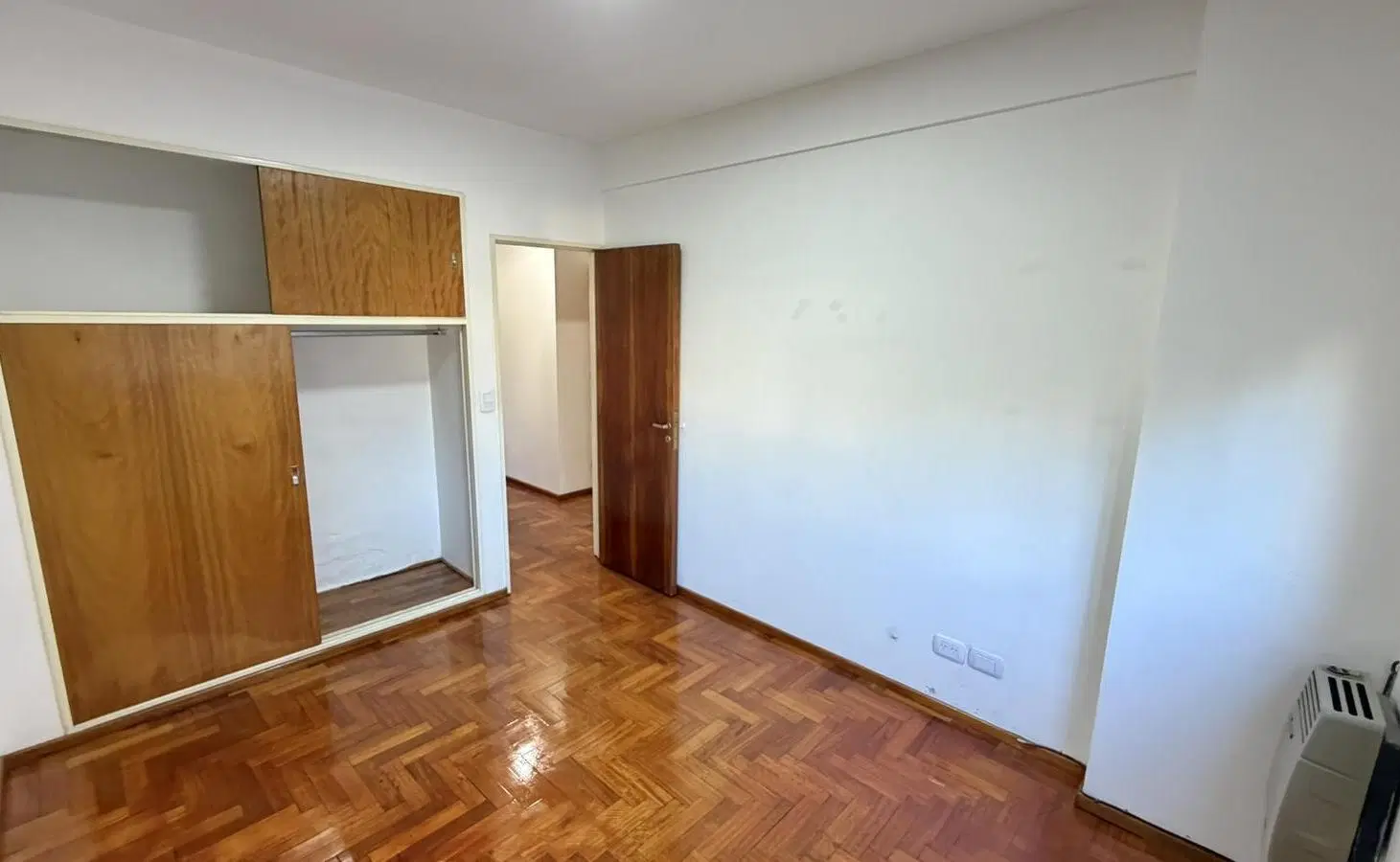 Departamento en Alquiler en Lanús Este 5