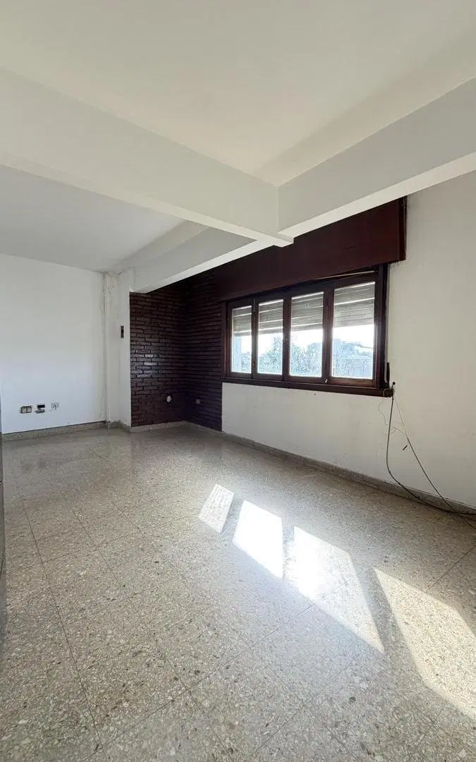 Departamento en Alquiler en Constitución 4