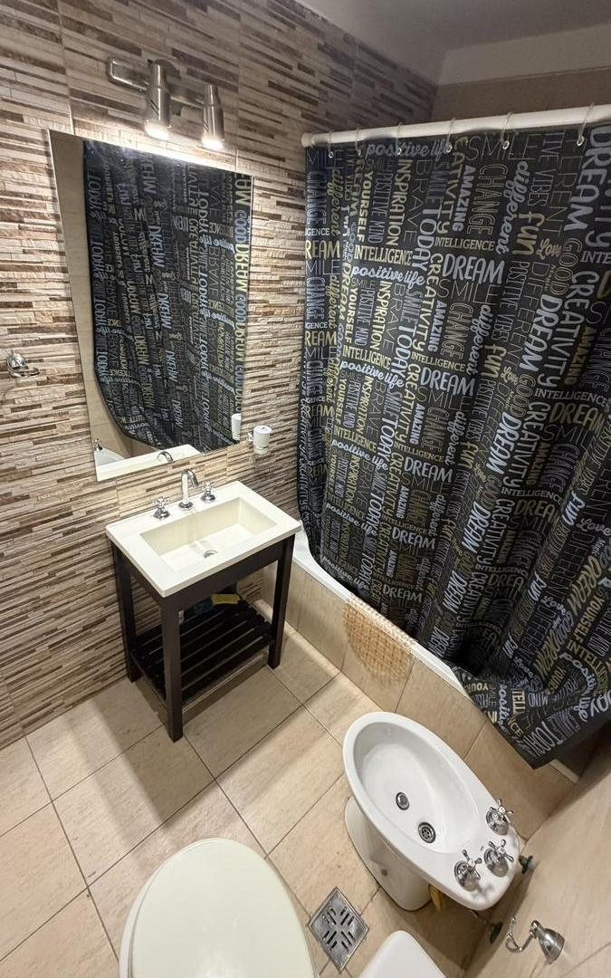 Foto de Departamento en Alquiler en Lanús Oeste, imagen 3
