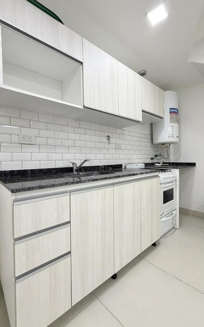 Foto de Departamento en Alquiler en Lanús Este, imagen 1