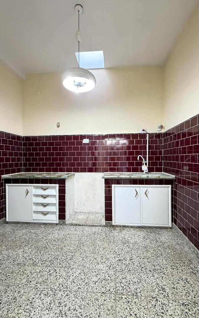 Foto de PH en Alquiler en Valentín Alsina, imagen 5