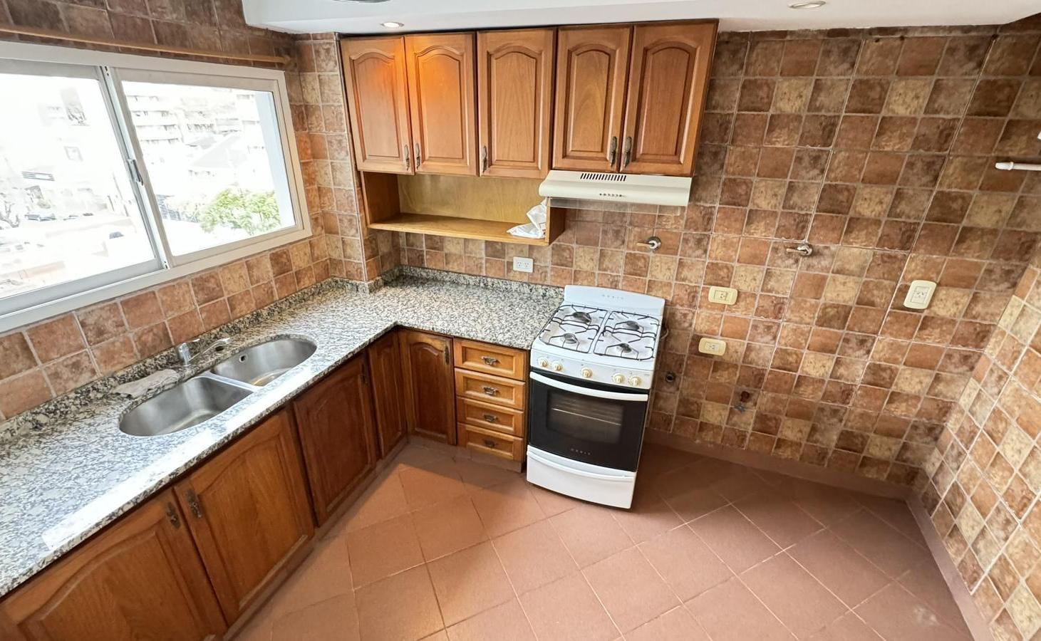 Foto de Departamento en alquiler en Lanús Oeste, imagen 4