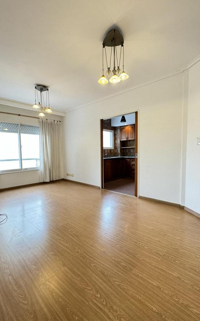 Foto de Departamento en alquiler en Lanús Oeste, imagen 3