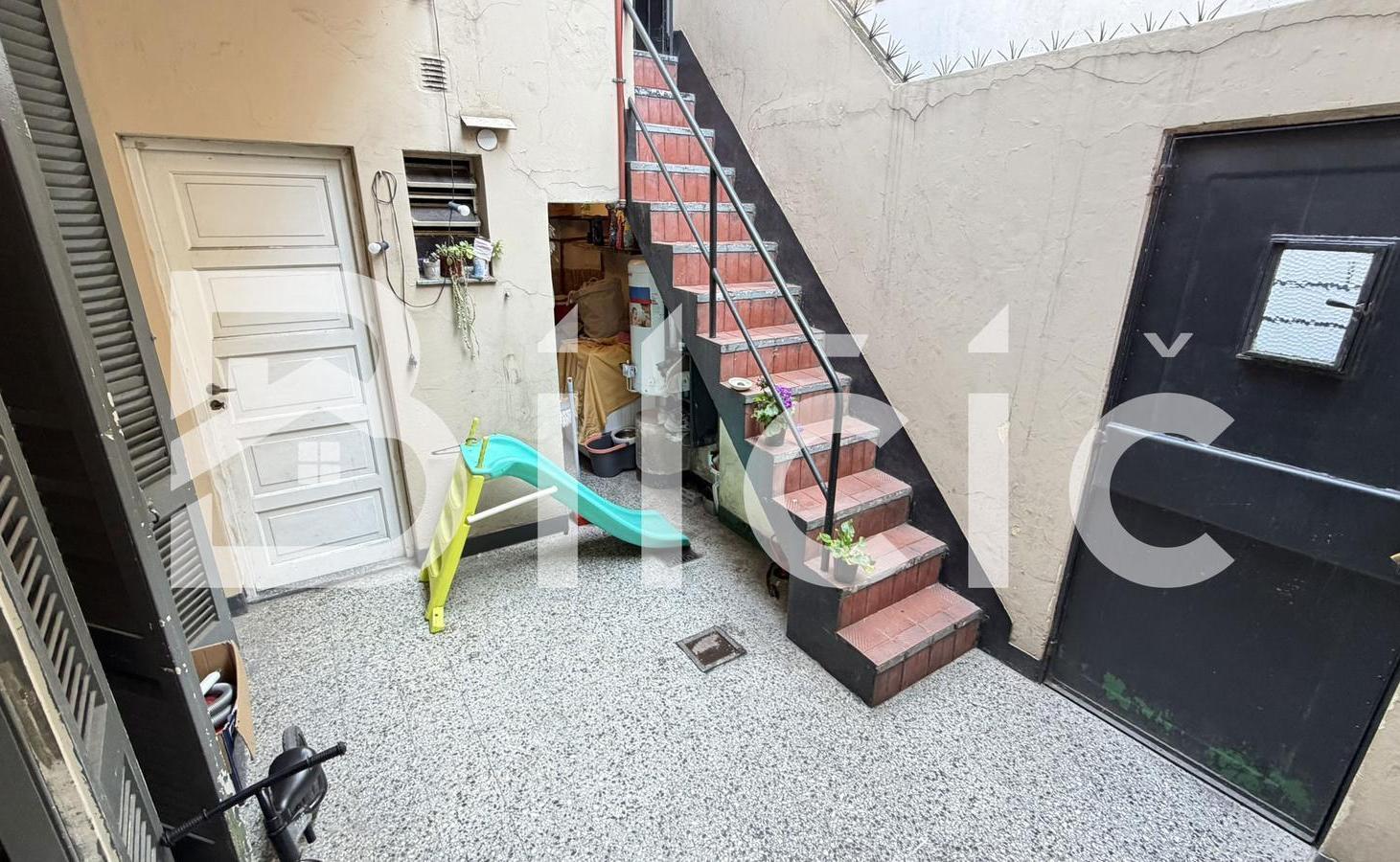 Foto de PH en Venta en Lanús Oeste, imagen 4