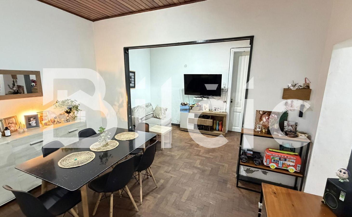 Foto de PH en Venta en Lanús Oeste, imagen 2