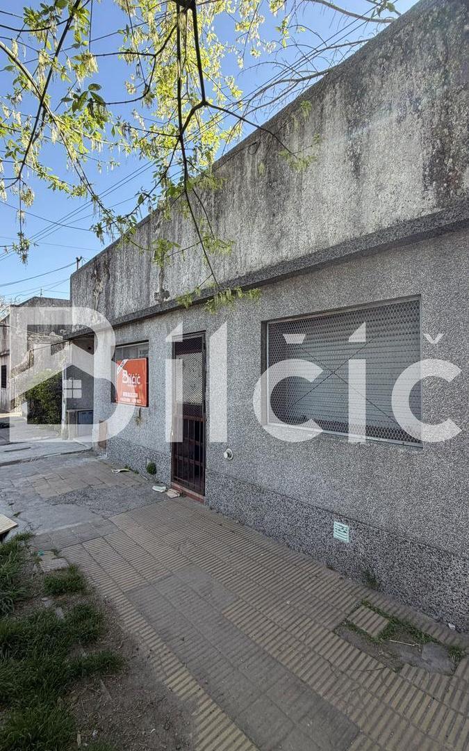 Foto de PH en Venta en Lanús Este, imagen 1