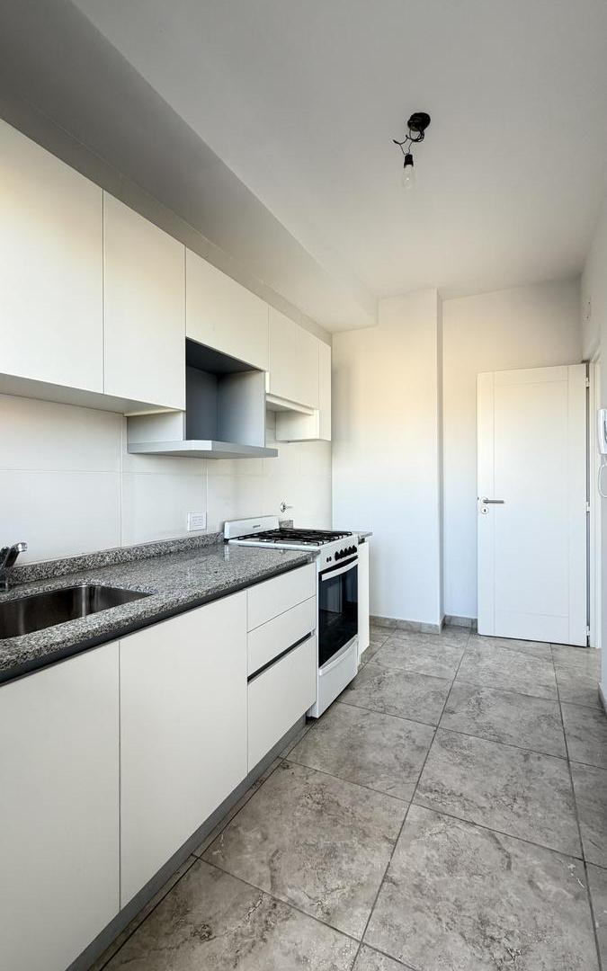 Foto de Departamento en Alquiler en Lanús Oeste, imagen 5