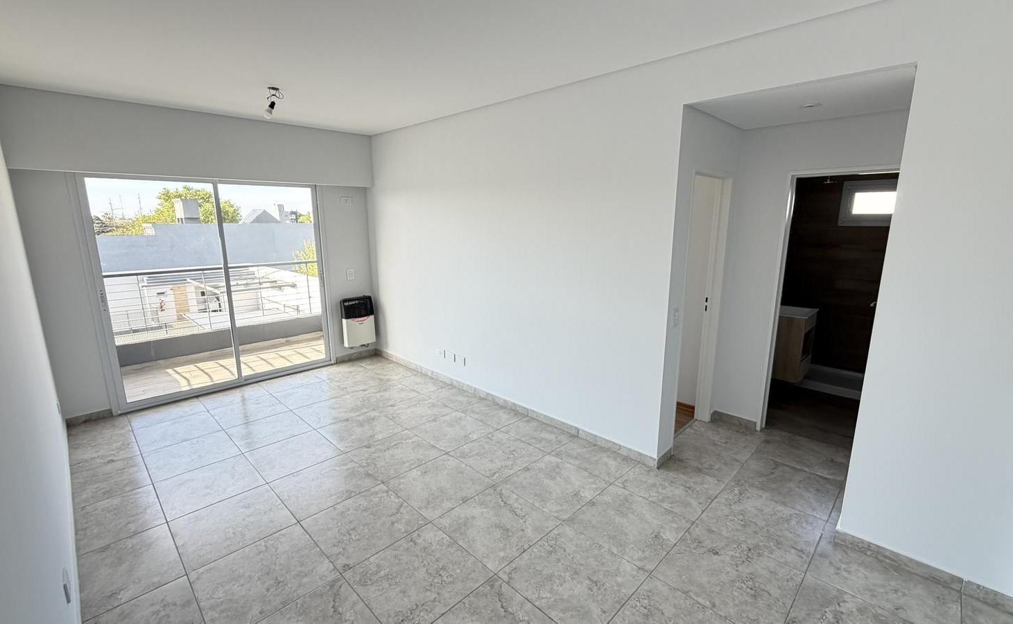 Foto de Departamento en Alquiler en Lanús Oeste, imagen 2