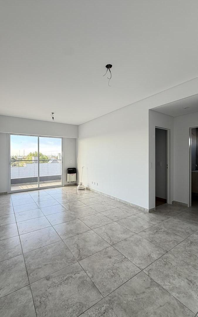 Foto de Departamento en Alquiler en Lanús Oeste, imagen 3