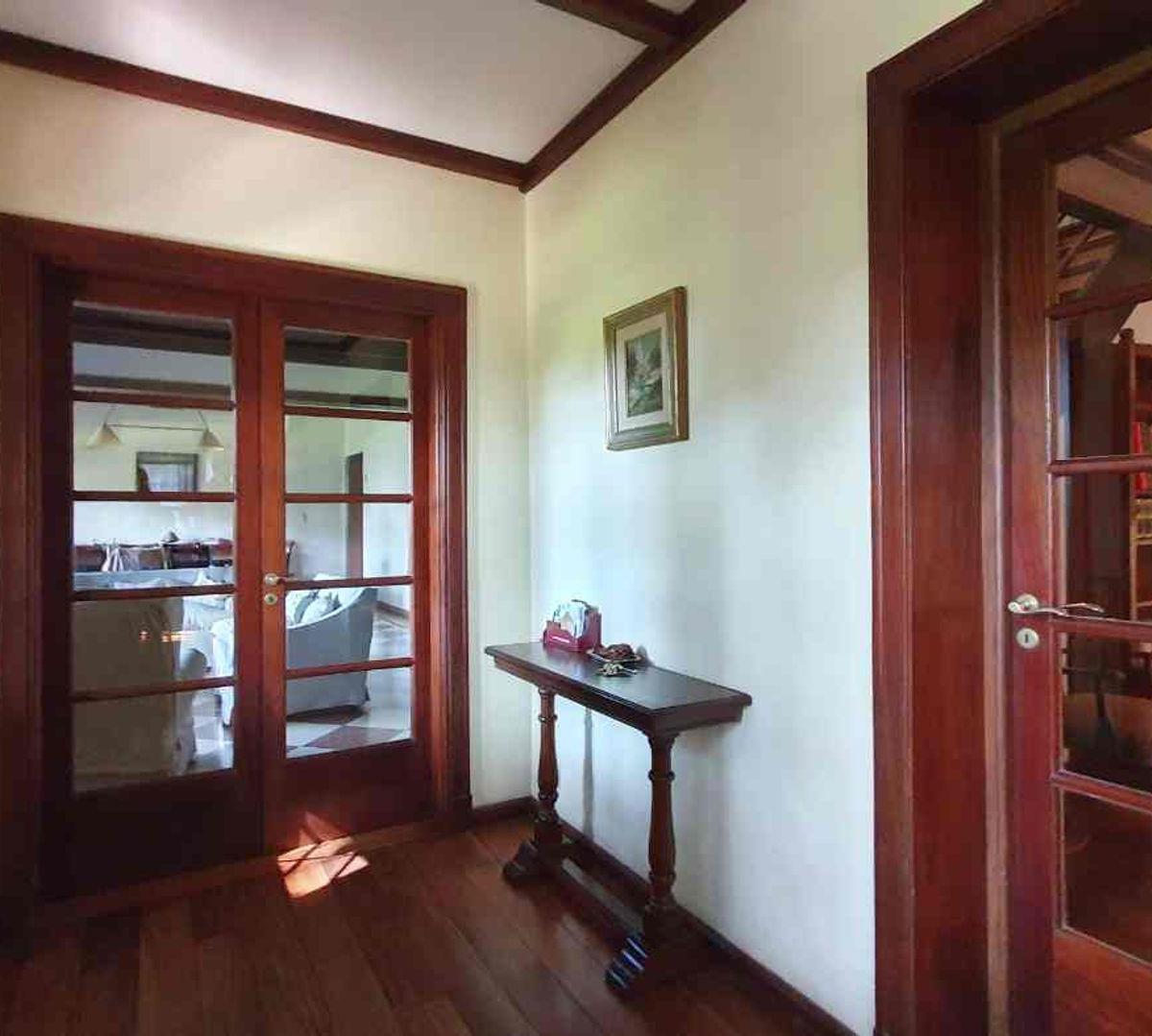 Venta Casa Hurlingham 4 Dorm Jardin Barrio Inglés 5