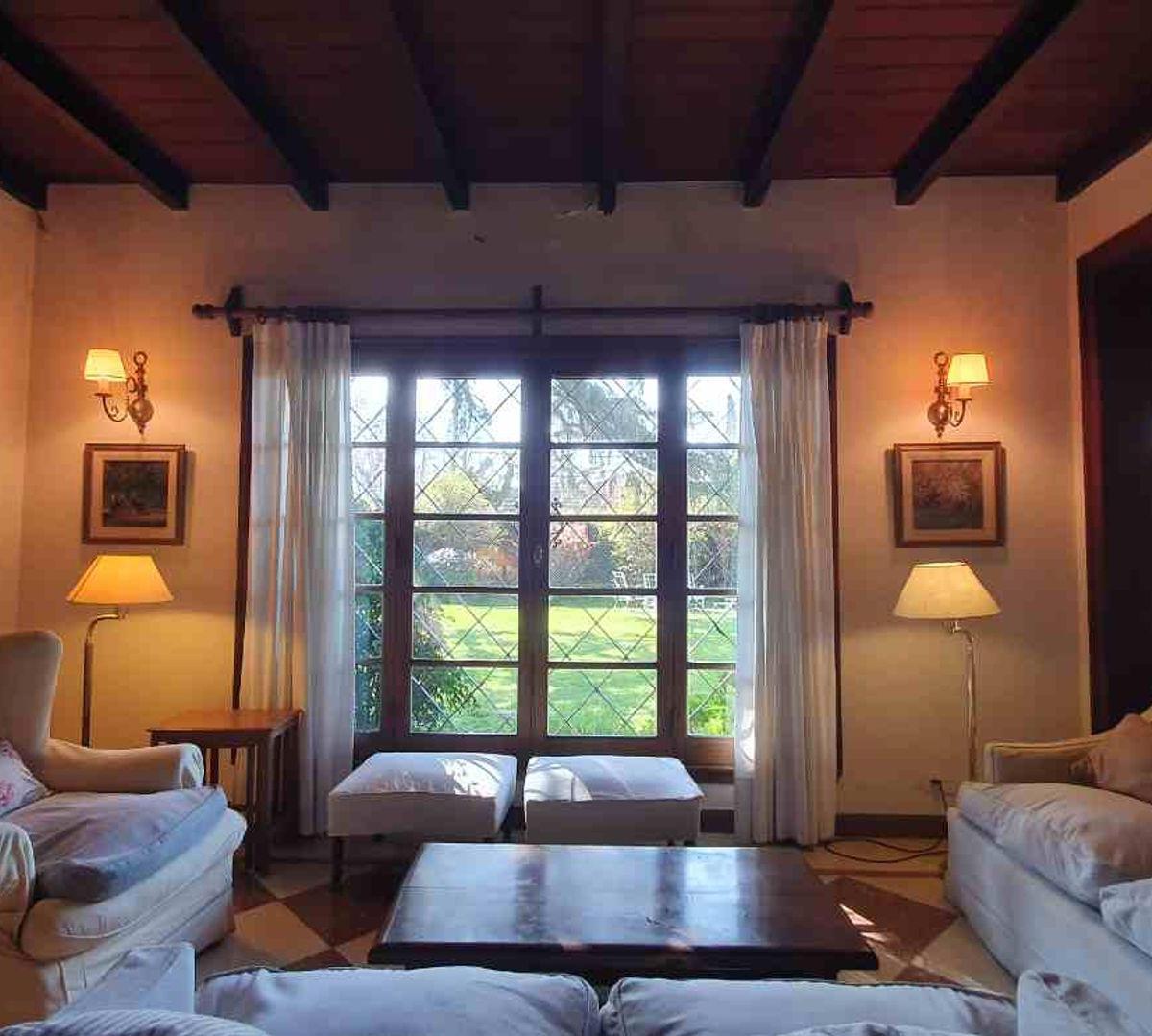 Venta Casa Hurlingham 4 Dorm Jardin Barrio Inglés 1