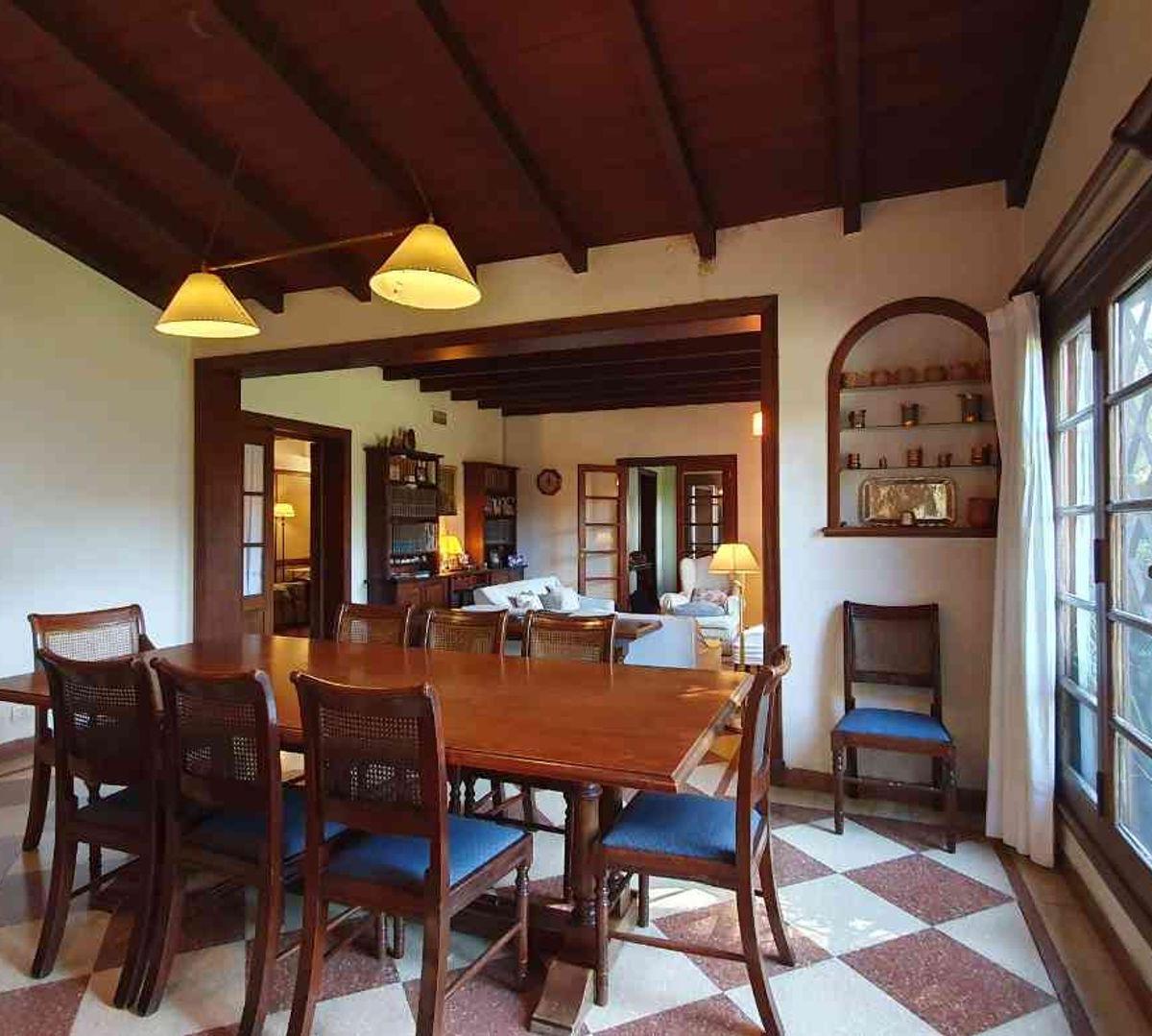 Venta Casa Hurlingham 4 Dorm Jardin Barrio Inglés 2