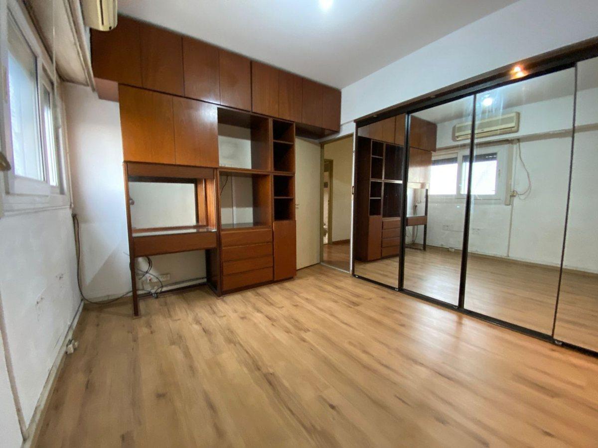 Venta Dpto 4 Ambientes Piso 19 + Cochera 2