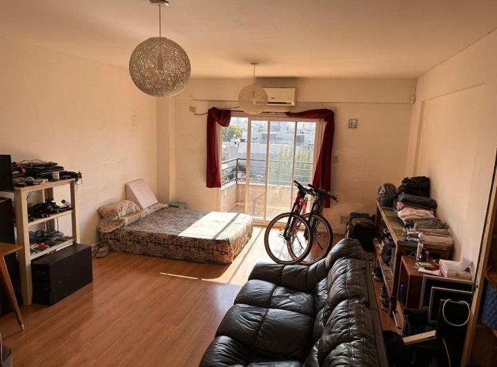 VENTA MONOAMBIENTE BALCON AL FRENTE / CABALLITO 5