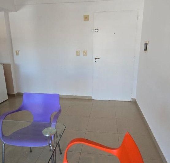 OPORTUNIDAD Hermoso Dos Ambiente en Pompeya 2
