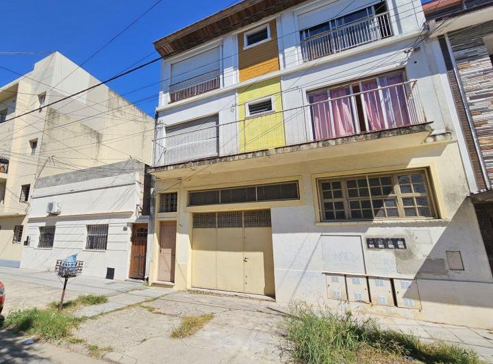 PH EN VENTA EN LANUS - MULTIFAMILIAR. OPORTUNIDAD 5
