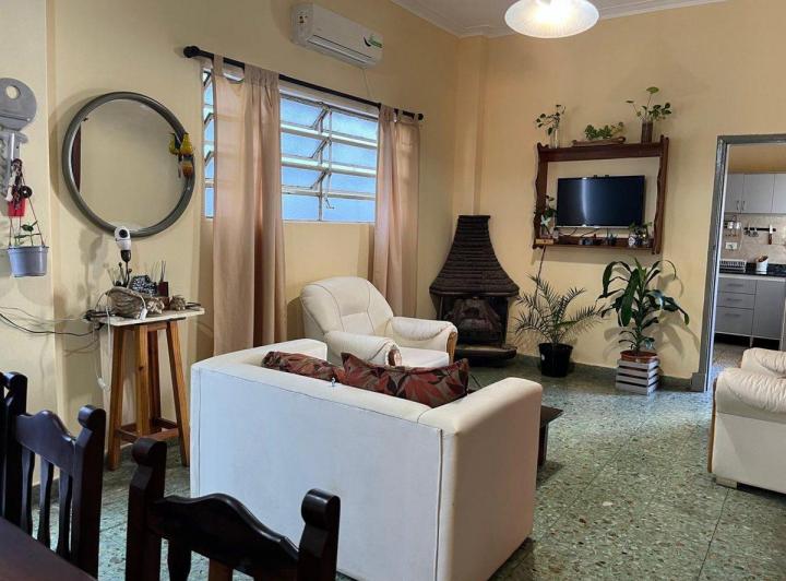 Casa Venta Villa Lynch 4 ambientes Jardín 3