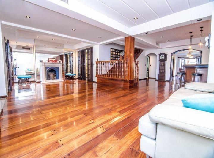 CASA VENTA LINIERS 6 AMBIENTES- PERMUTA-FINANCIACI 2