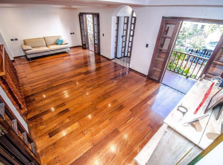 CASA VENTA LINIERS 6 AMBIENTES- PERMUTA-FINANCIACI 5