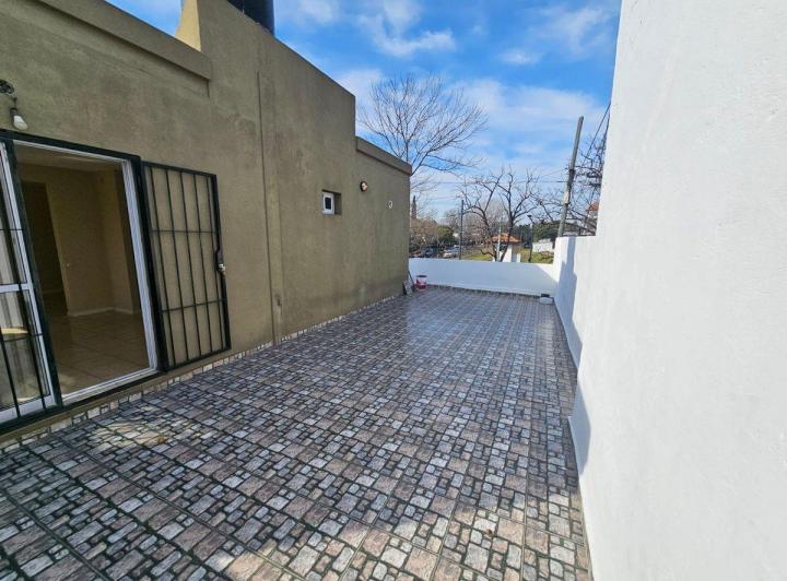 Alquiler 3 ambientes con terraza 1 piso 1