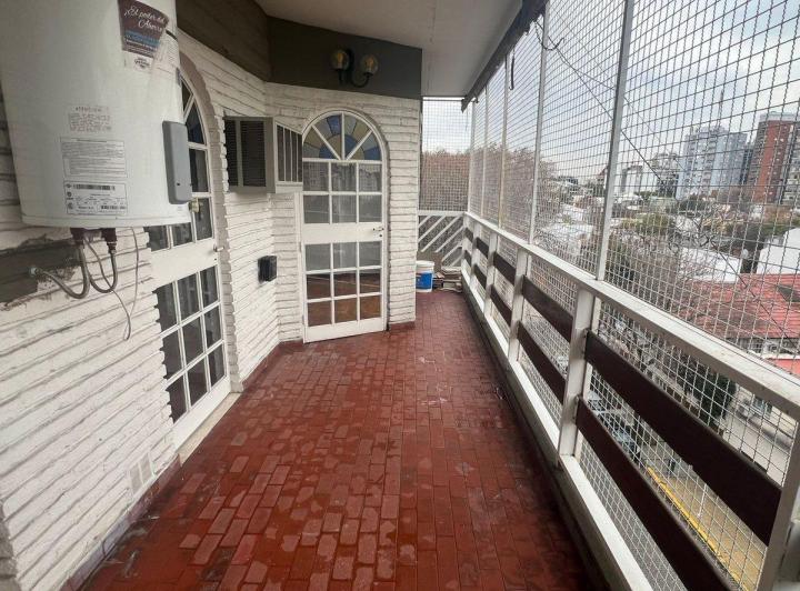 VENTA DEPTO 3 AMBIENTES C/COCHERA EN COLEGIALES 5