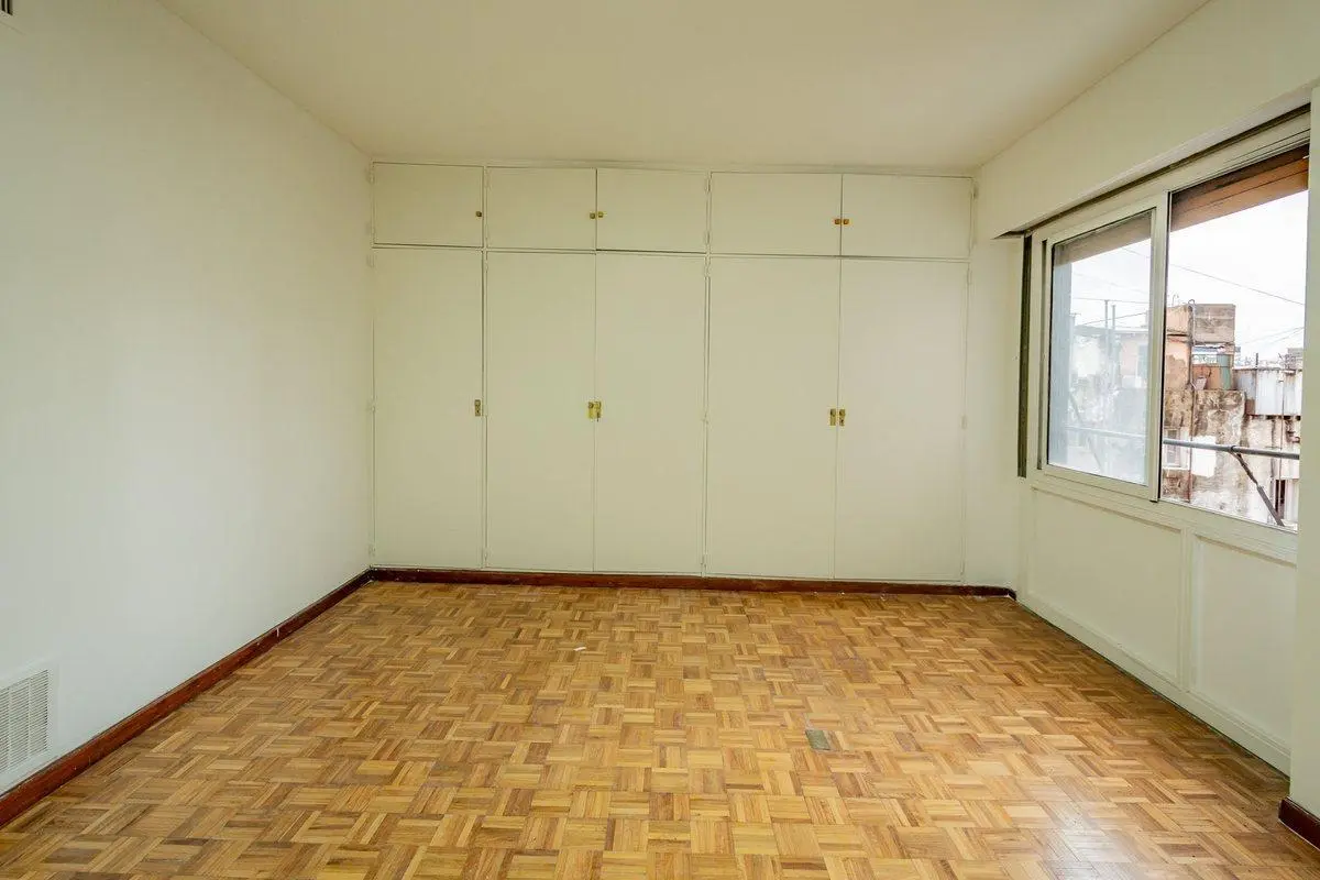 VENTA DEPARTAMENTO MICROCENTRO 2