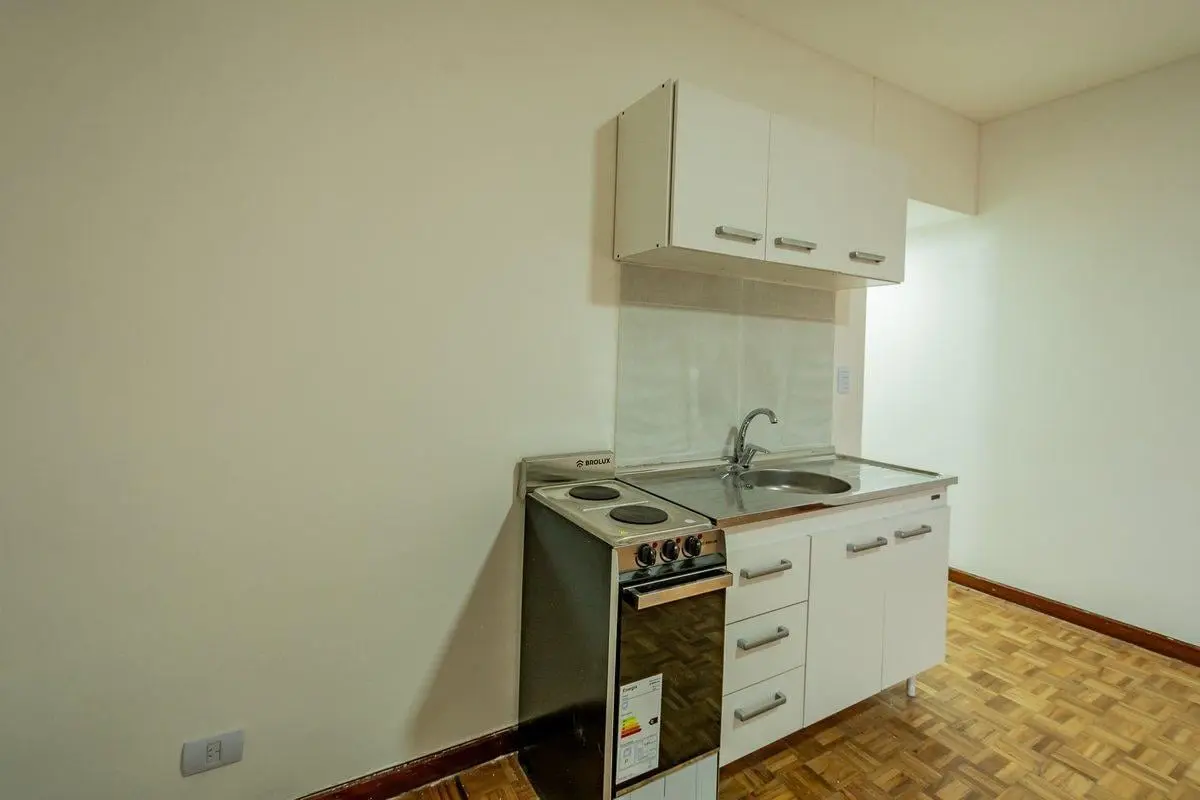 VENTA DEPARTAMENTO MICROCENTRO 3
