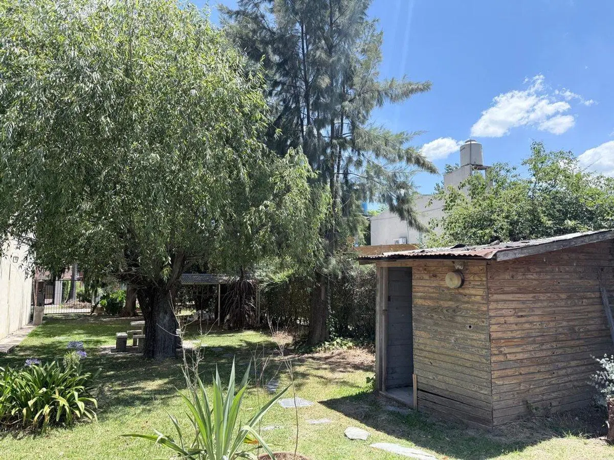 VENTA CASA 2 AMBIENTES SOBRE TERRENO DE 368 M2 4