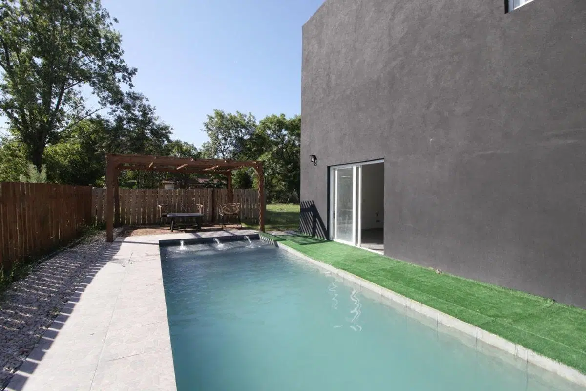 CASA 4 AMBIETES EN VENTA-LAS BRISAS COUNTRY -PILAR 2