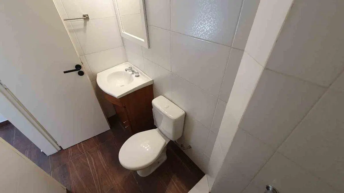 Venta Departamento 2 Ambientes en MORON 3