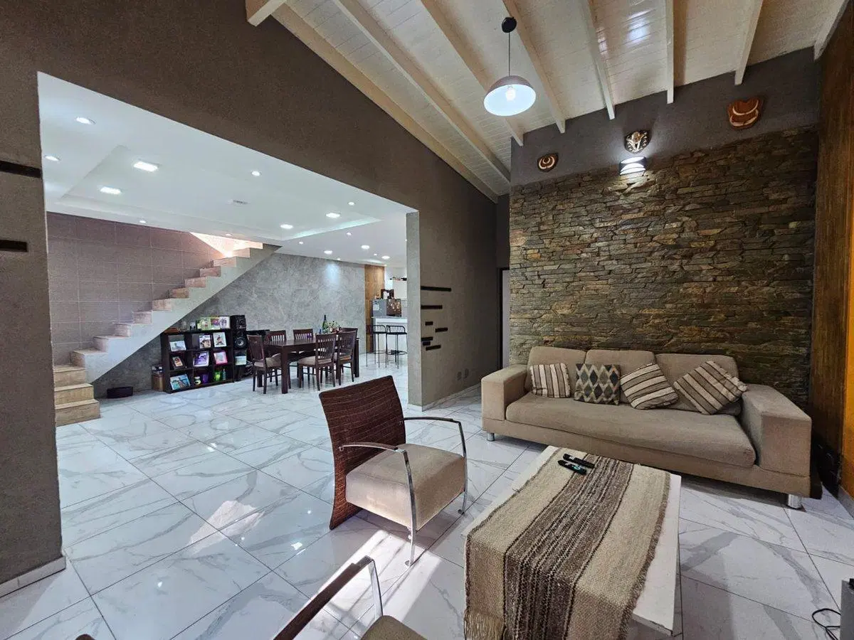 Casa venta 4 amb Villa Adelina quincho y piscina 2