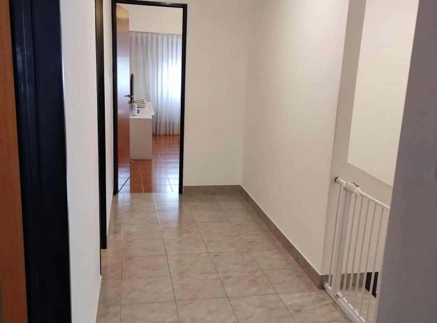 Casa duplex de 4 amb en venta en Villa Luzuriaga 4