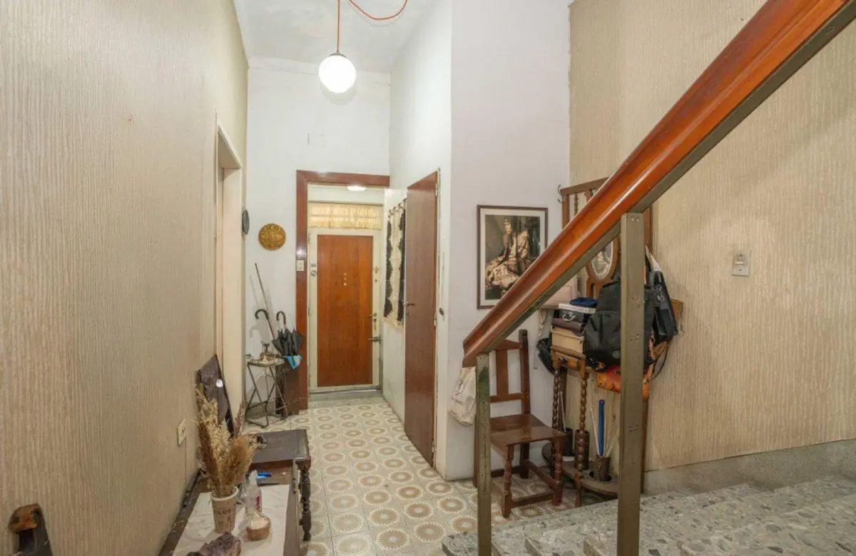 Casa 4 amb c/patio,parrilla y cochera venta Flores 3