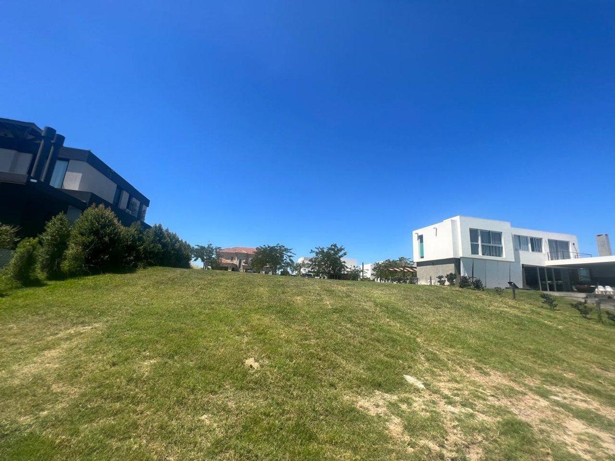 VENTA LOTE BARRIO MARINAS - PUERTOS DEL LAGO