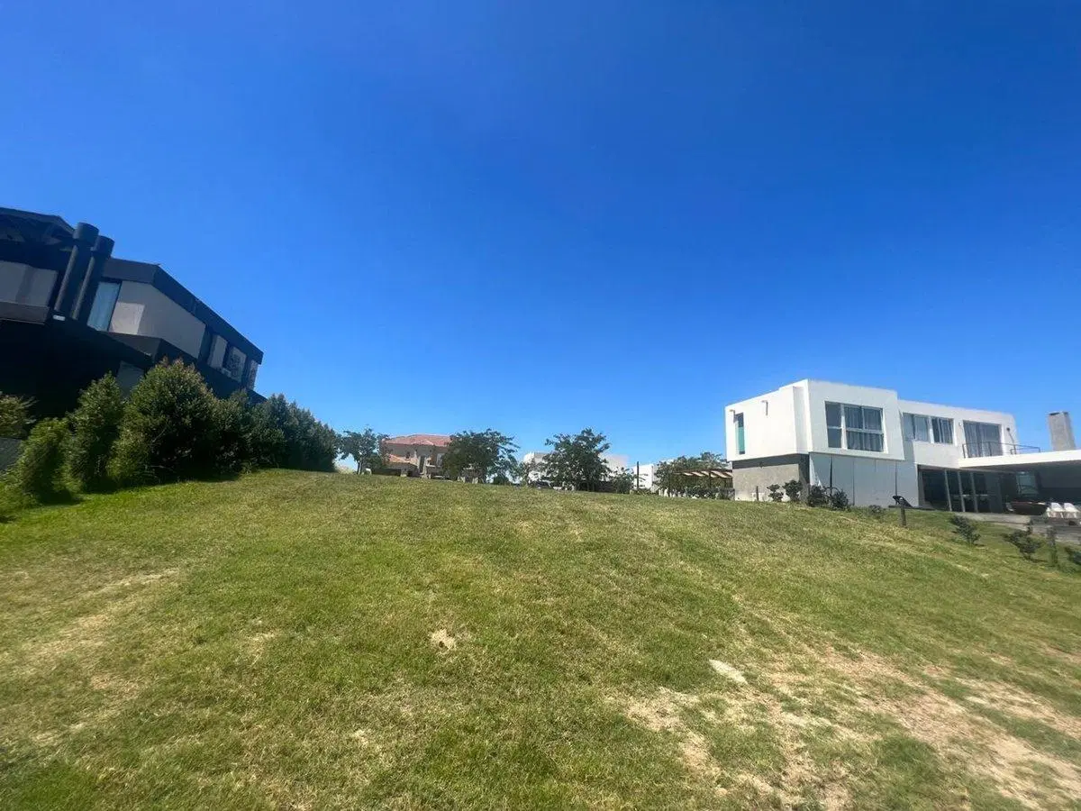 VENTA LOTE BARRIO MARINAS - PUERTOS DEL LAGO 2