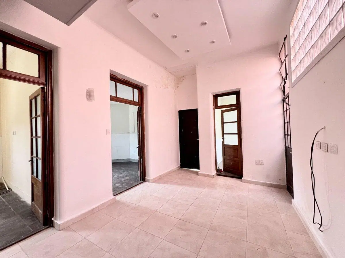 VENTA CASA 4 AMBIENTES PARQUE AVELLANEDA CABA 2