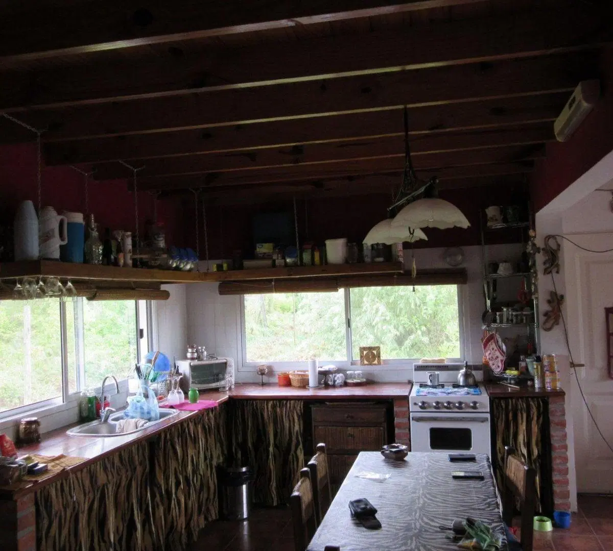 VENTA CASA EN DELTA 3 PISOS CON PARRILLA Y JARDIN 2