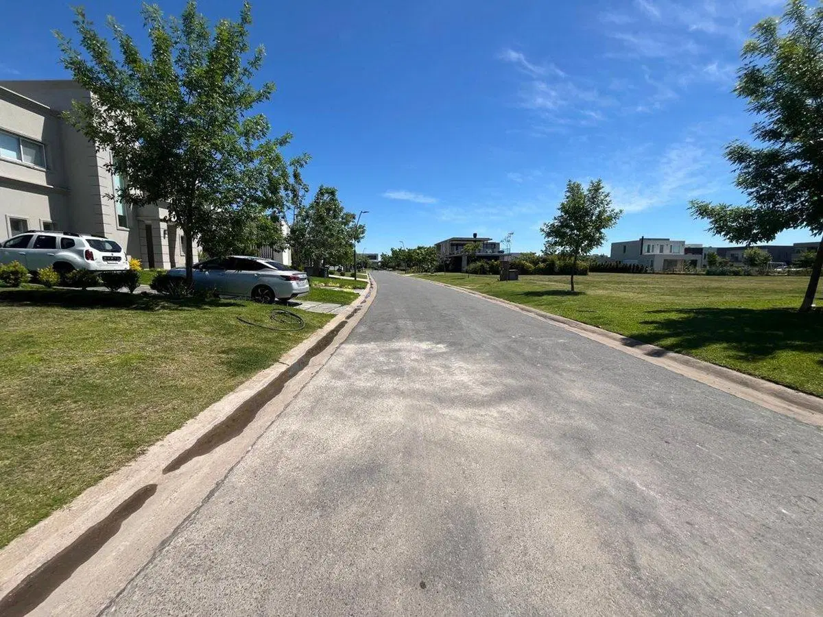 VENTA LOTE CENTRAL CEIBOS PUERTOS DEL LAGO ESCOBAR 3