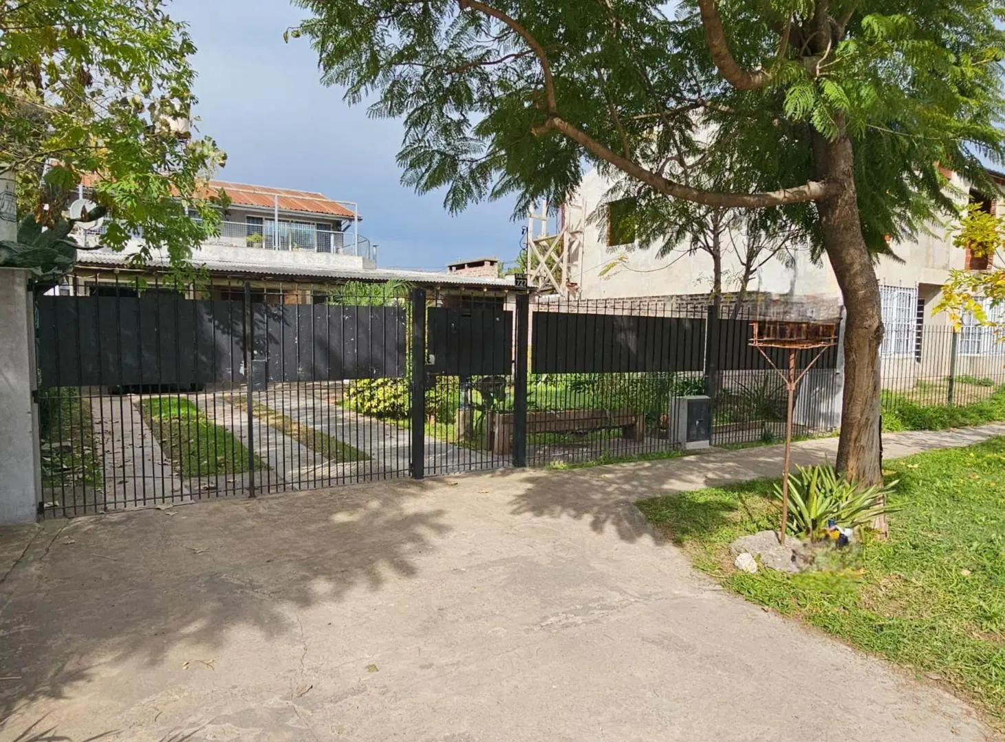 Casa en venta 6 amb Garin cochera-jardín-terraza 5