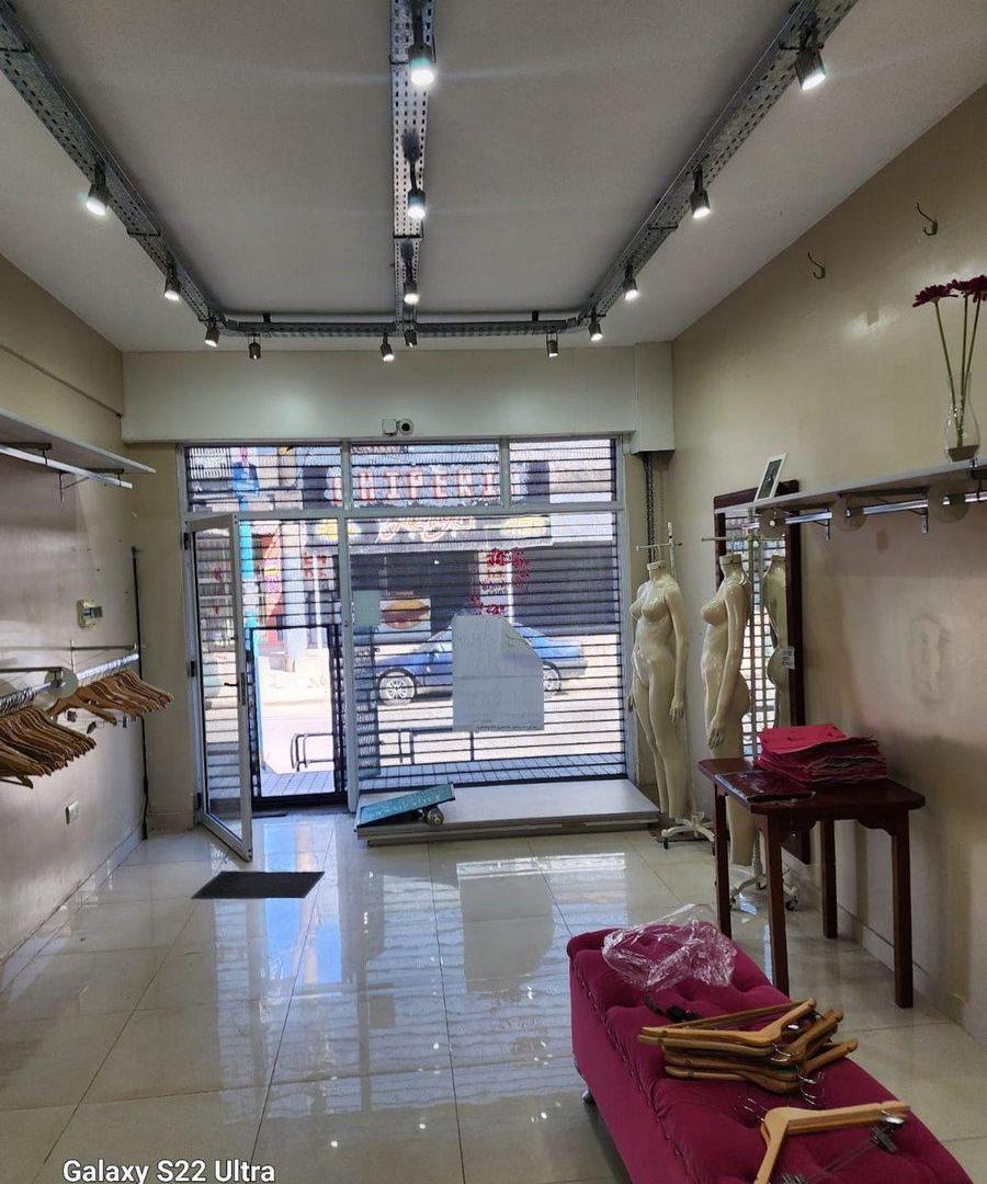 Venta lote con doble local ideal supermercado