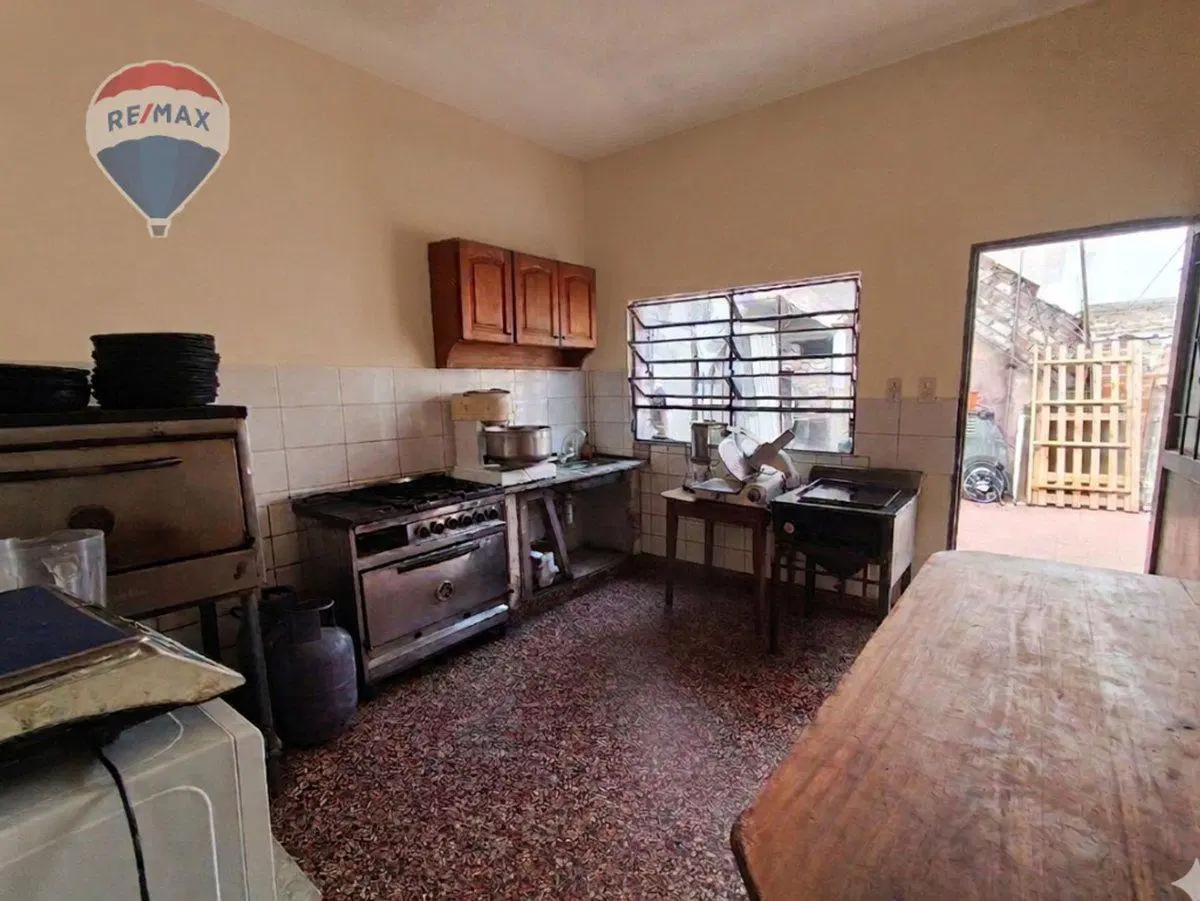 Venta CASA multifamiliar lote prop Billinghurst 2
