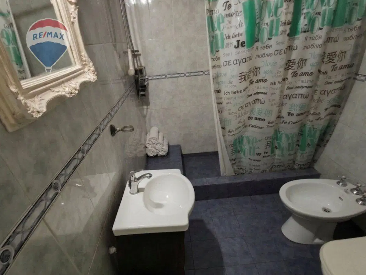 Venta CASA multifamiliar lote prop Billinghurst 3