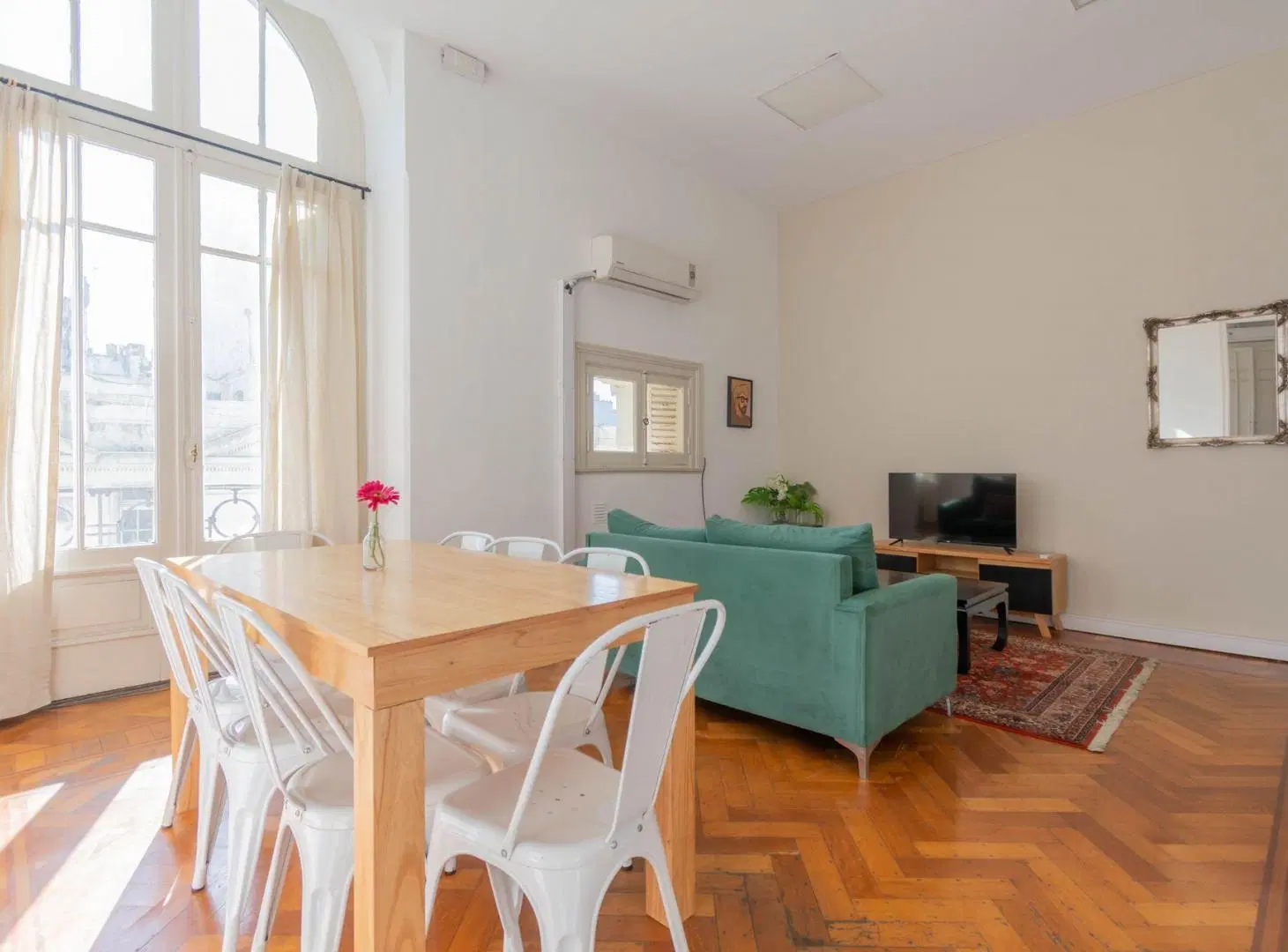 Venta Departamento - 8 Ambientes - 3 Balcones 3