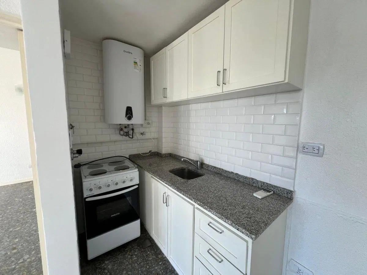ALQUILER DEPARTAMENTO 2 AMB EN OLIVOS CON BALCON 4